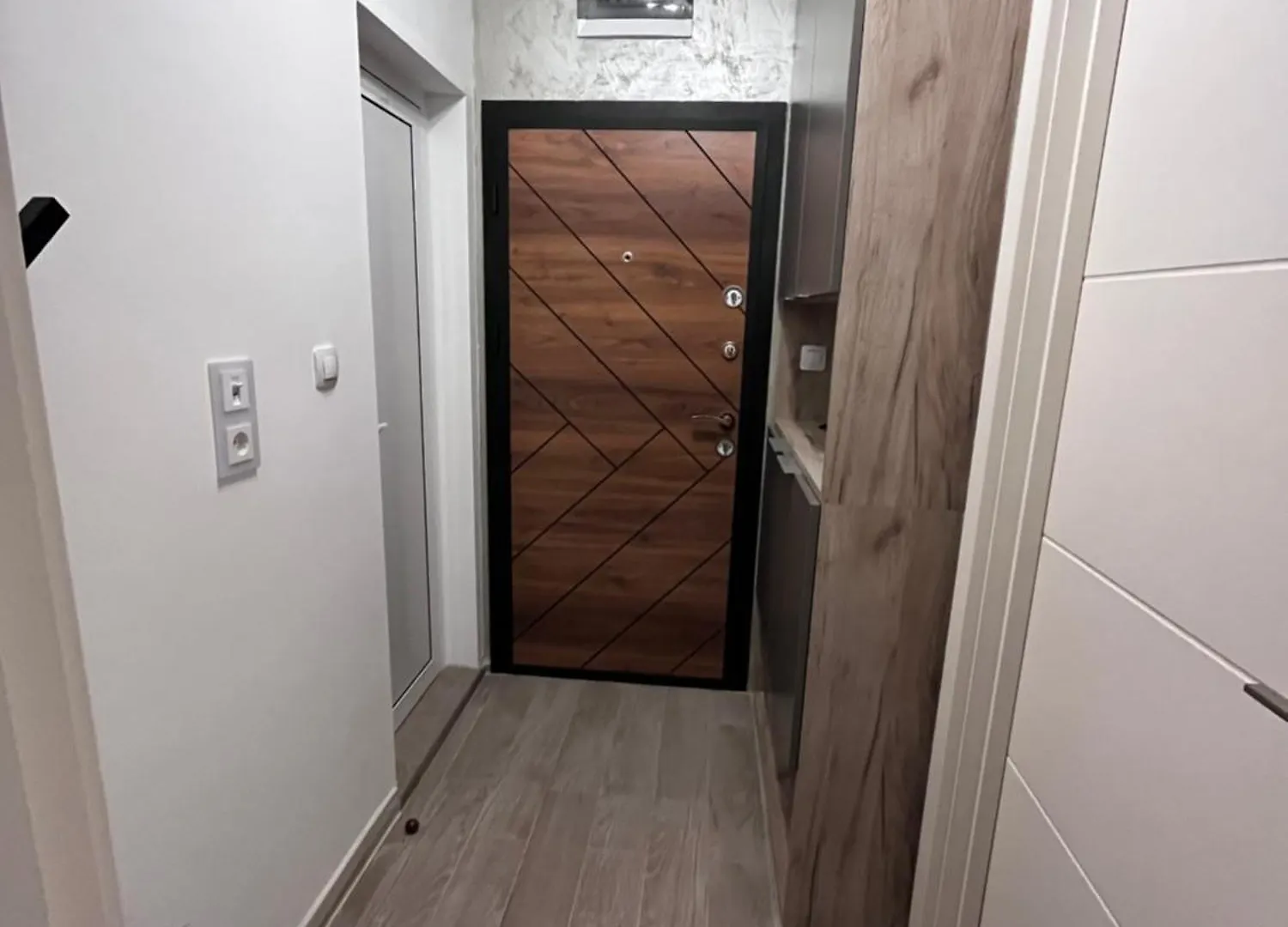 Beautiful Apartment Free Parking Garage 플로브디프 불가리아